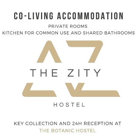 Az The Zity Hostel - Coliving Zaragoza Exterior photo