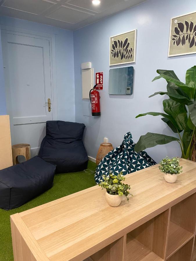 Az The Zity Hostel - Coliving Zaragoza Exterior photo
